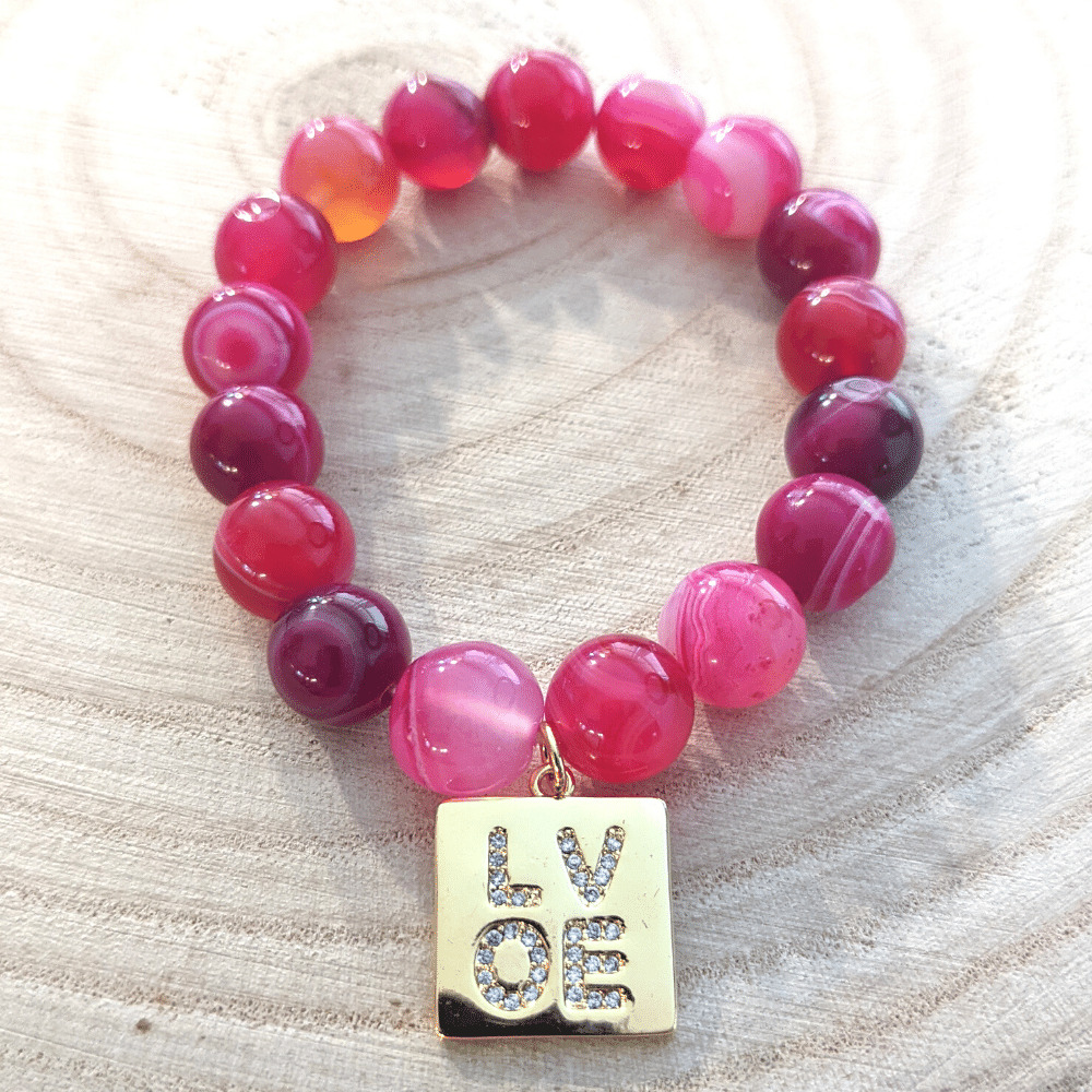 fuchsia-agate-bracelet-with-modern-crystal-charm-116