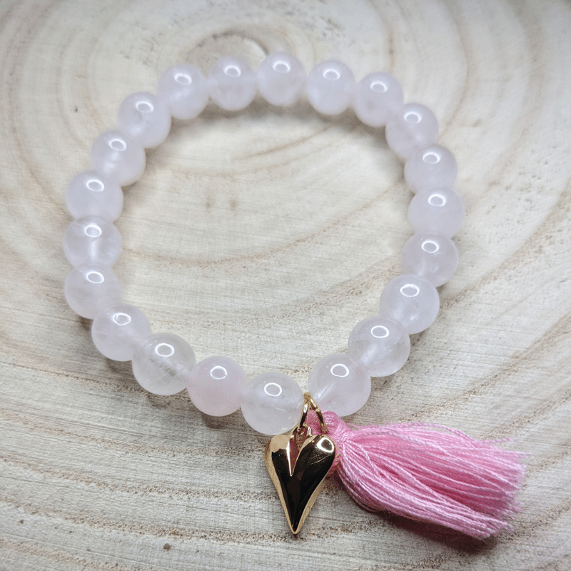 rose_quartz_beaded_bracelet_style_100_wood_bg